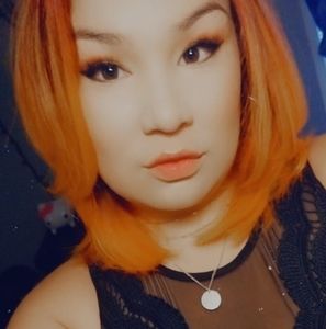 Meet your Posher, Estrella janelle